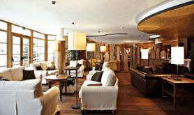 Italský hotel Adler Dolomiti Spa s posezením