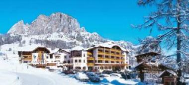 Italský hotel Kolfuschger Hof v zimě